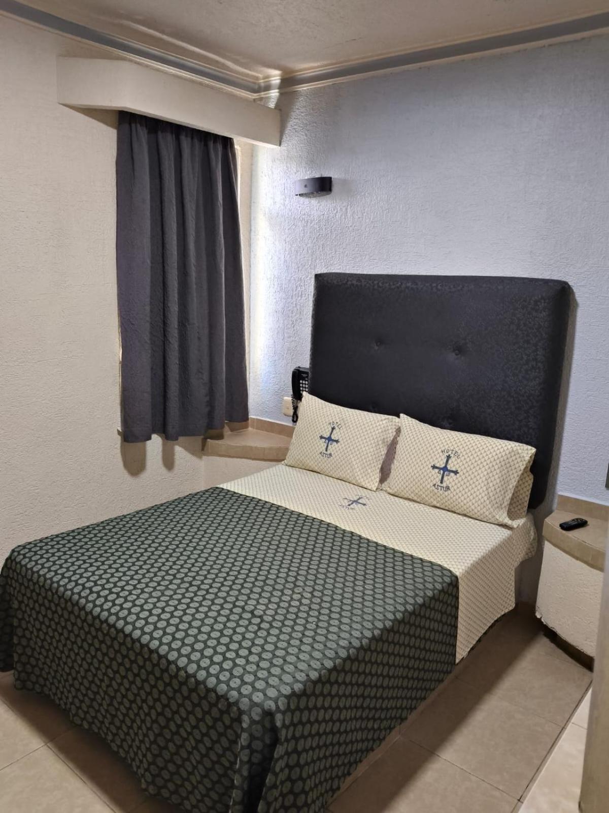 Hotel Astur (Adults Only) Гвадалахара Екстер'єр фото