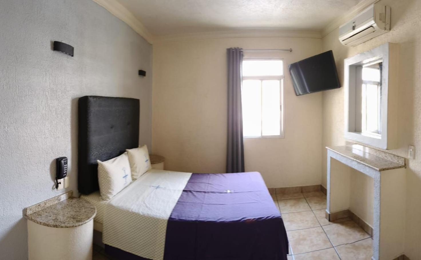 Hotel Astur (Adults Only) Гвадалахара Екстер'єр фото