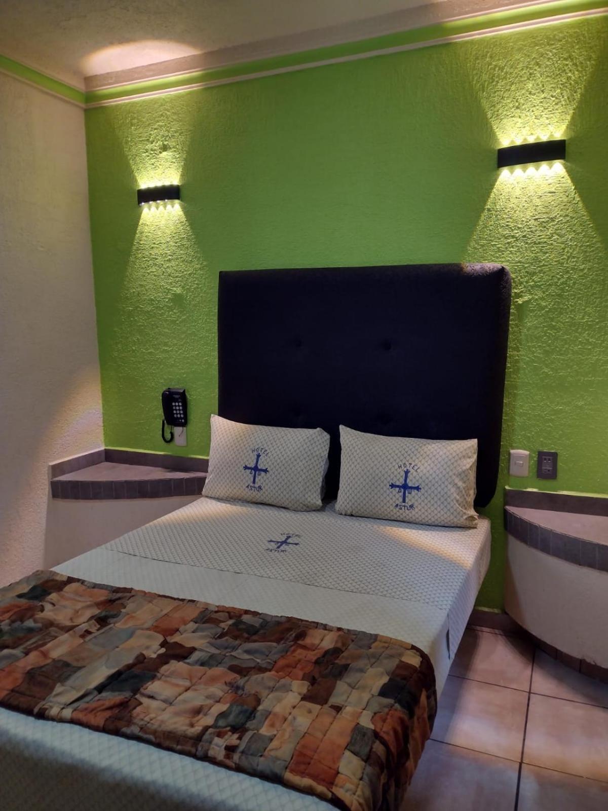 Hotel Astur (Adults Only) Гвадалахара Екстер'єр фото