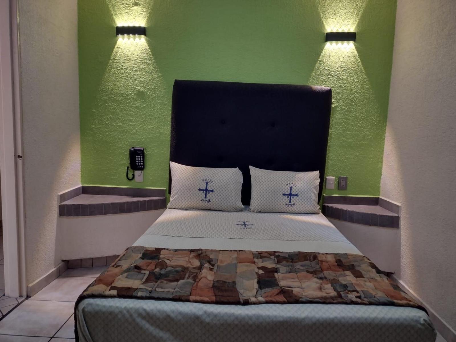 Hotel Astur (Adults Only) Гвадалахара Екстер'єр фото