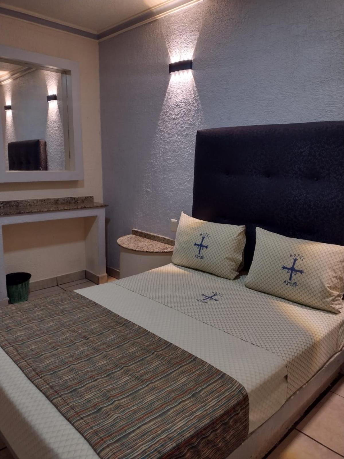 Hotel Astur (Adults Only) Гвадалахара Екстер'єр фото