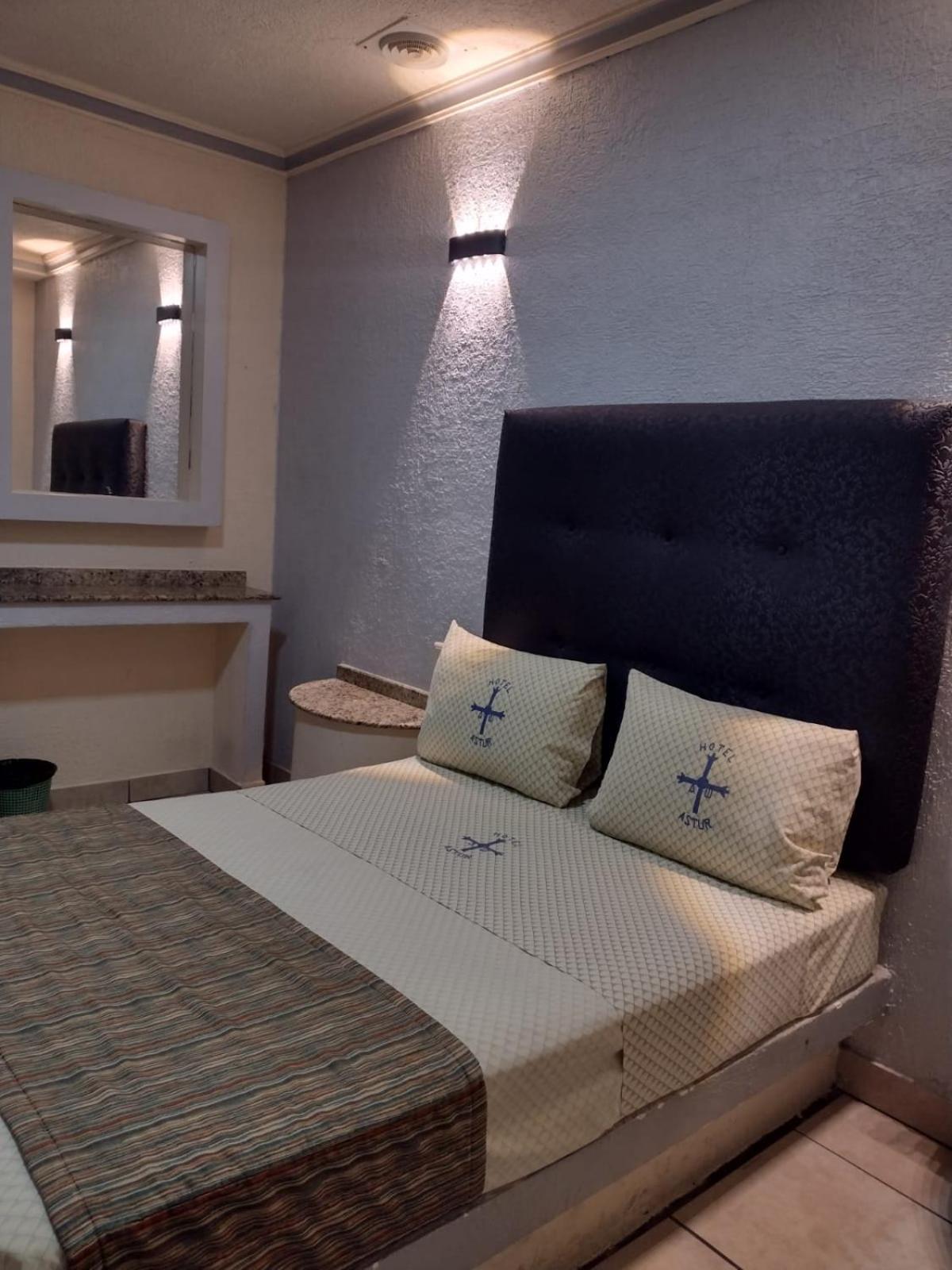 Hotel Astur (Adults Only) Гвадалахара Екстер'єр фото
