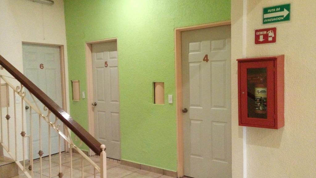 Hotel Astur (Adults Only) Гвадалахара Екстер'єр фото